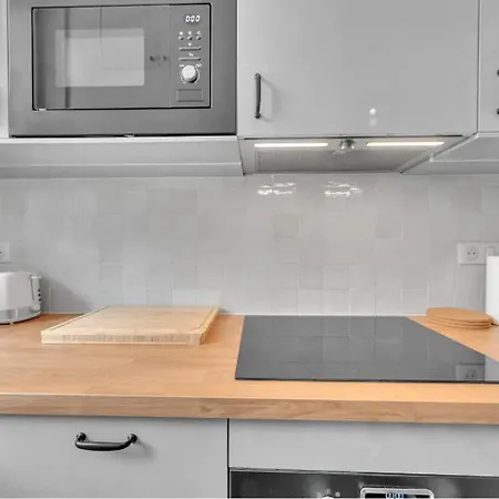 L'evasion Coloree アパート *